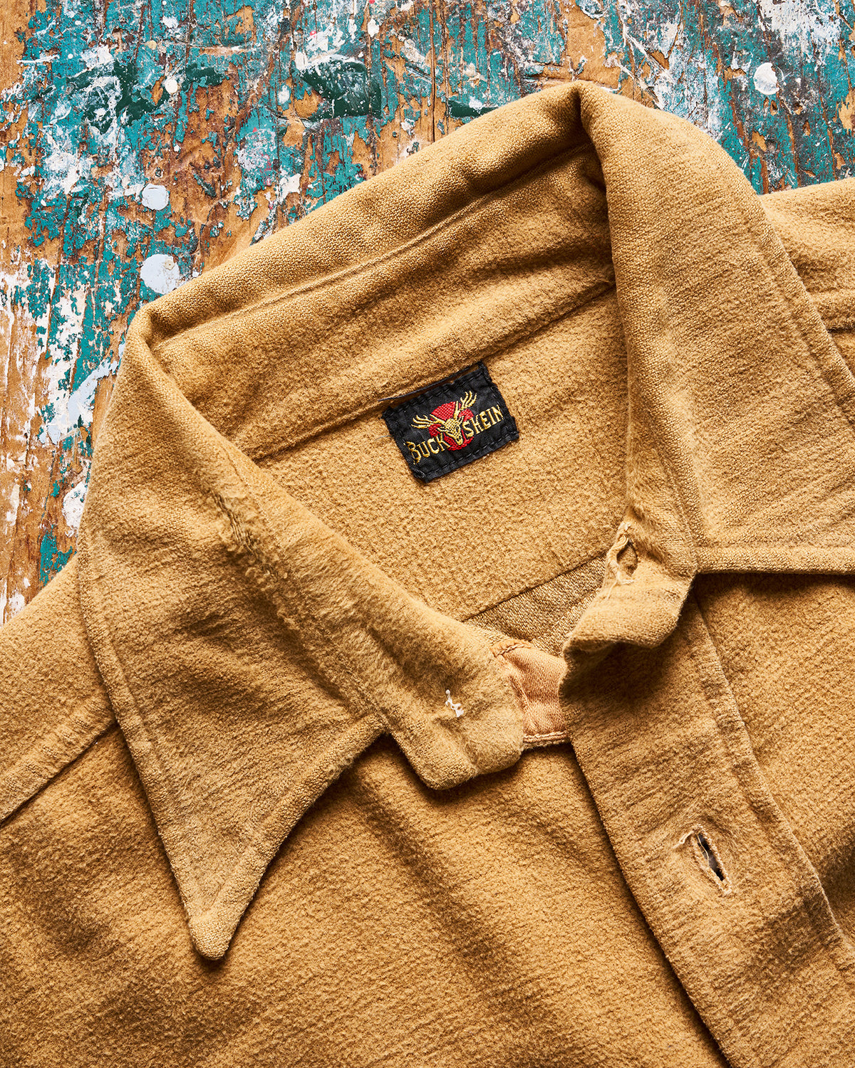 Buck Skein Camel Shirt | Doug Bihlmaier